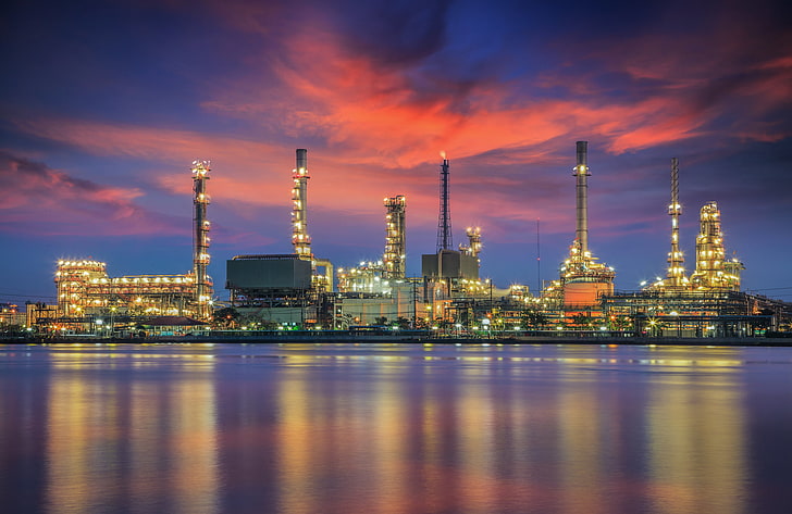 the-sky-reflection-bangkok-oil-refinery-plant-wallpaper-preview